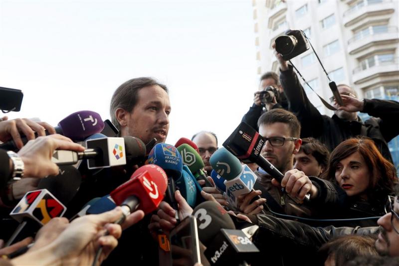 Podemos raadpleegt leden over kabinetsdeelname