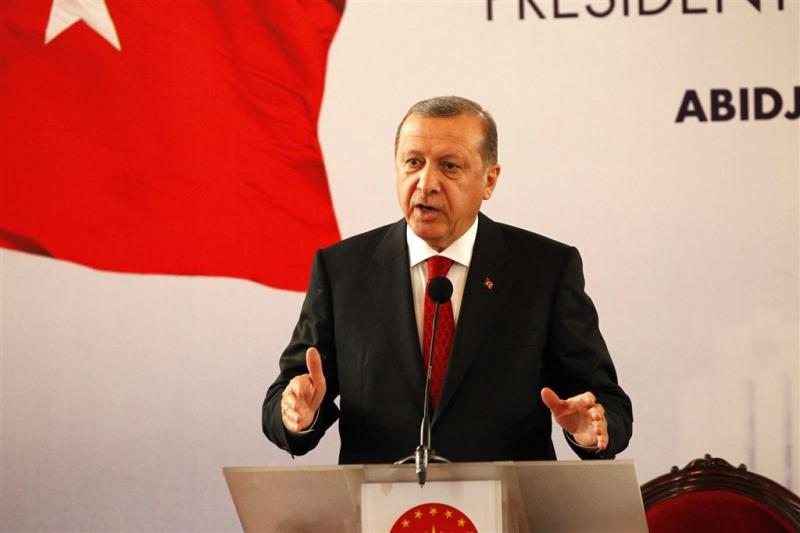 Erdogan gebruikt spierballentaal naar Koerden