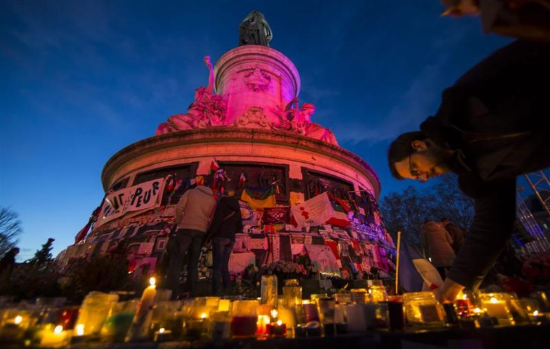 België laat terreurverdachte Parijs vrij