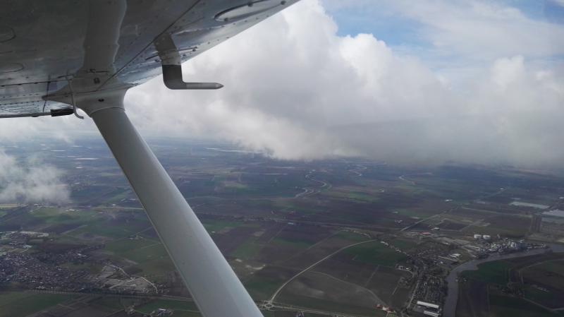 Roosendaal gezien vanuit een Cessna 172 (Foto: Bonhoeffer)