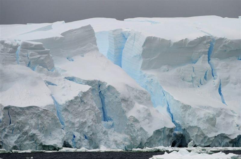 IJsbergen afgebroken bij Antarctica
