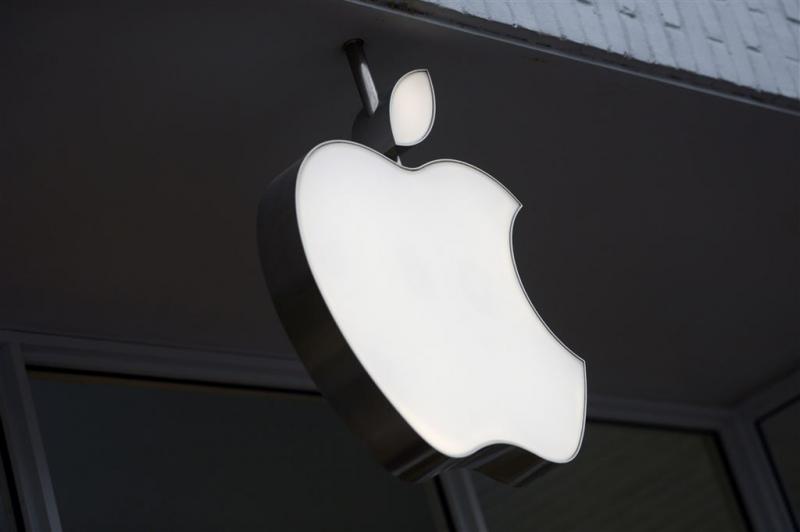 'Apple schroeft productie iPhones terug'