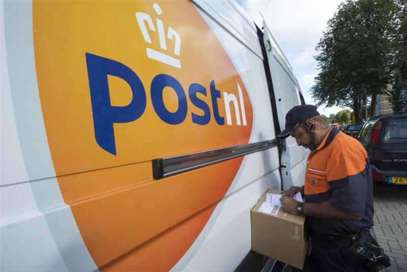 Vast contract voor pakketbezorger PostNL