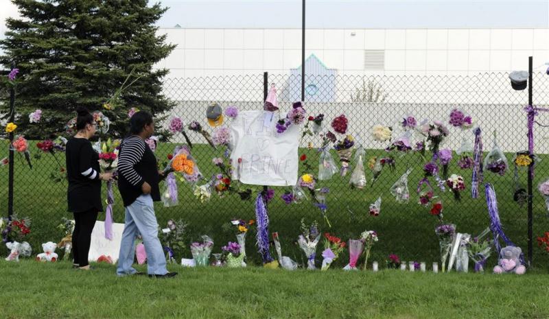 Minneapolis kleurt paars voor Prince