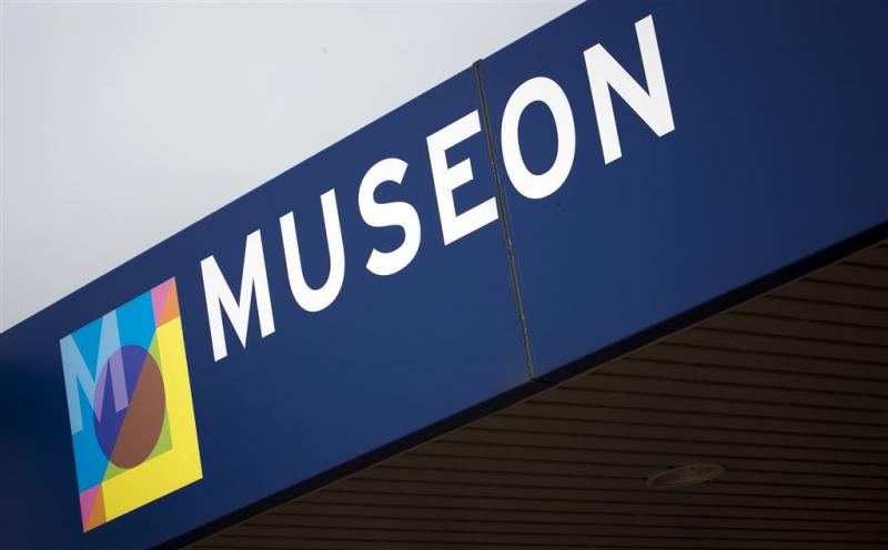 Museon bekijkt voorwerpen uit oorlog