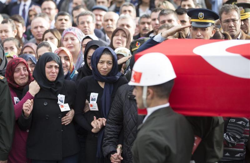 Turkse militairen gedood bij aanval