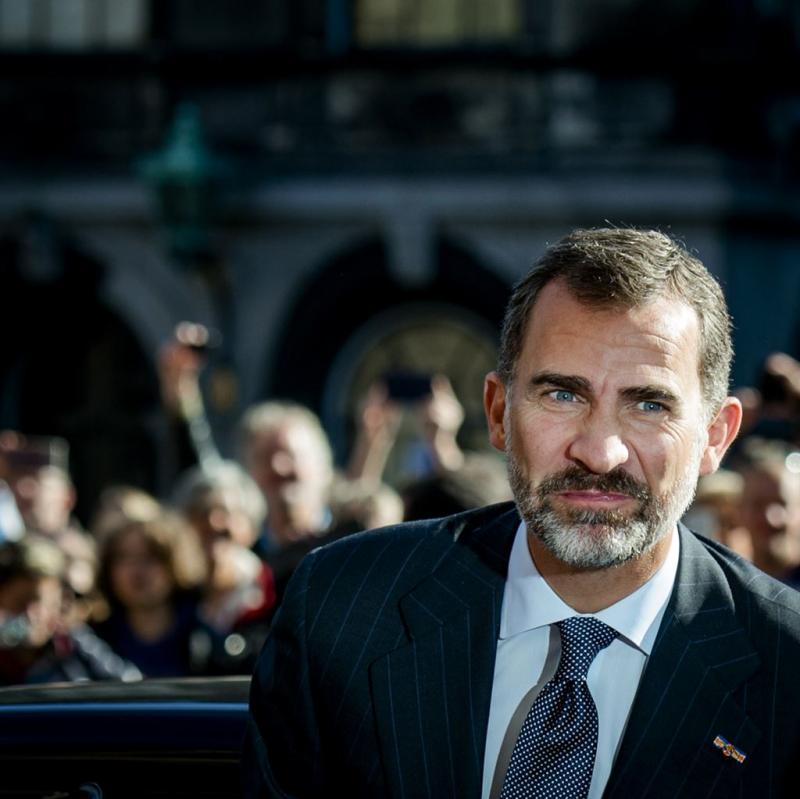 Spaanse koning roept nieuwe verkiezingen uit