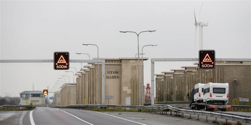 Weer brugproblemen op Afsluitdijk