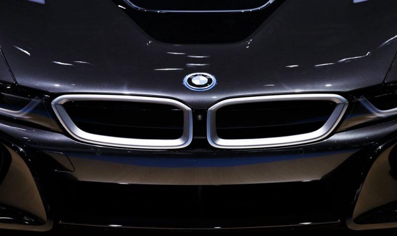 Elektrische BMW iNext in 2021 in showrooms
