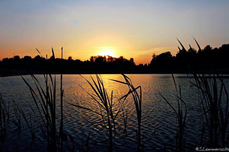 Zonsondergang in Heerlen (Foto: Luuntje)