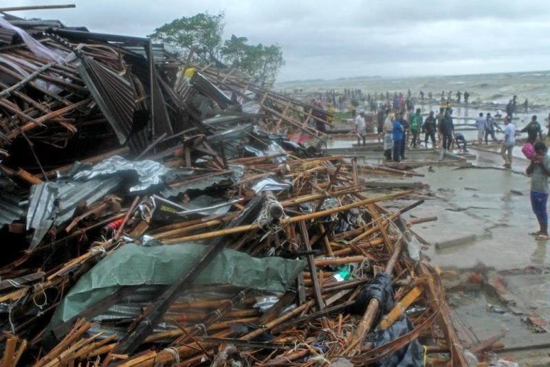 Tientallen doden in Bangladesh door cycloon