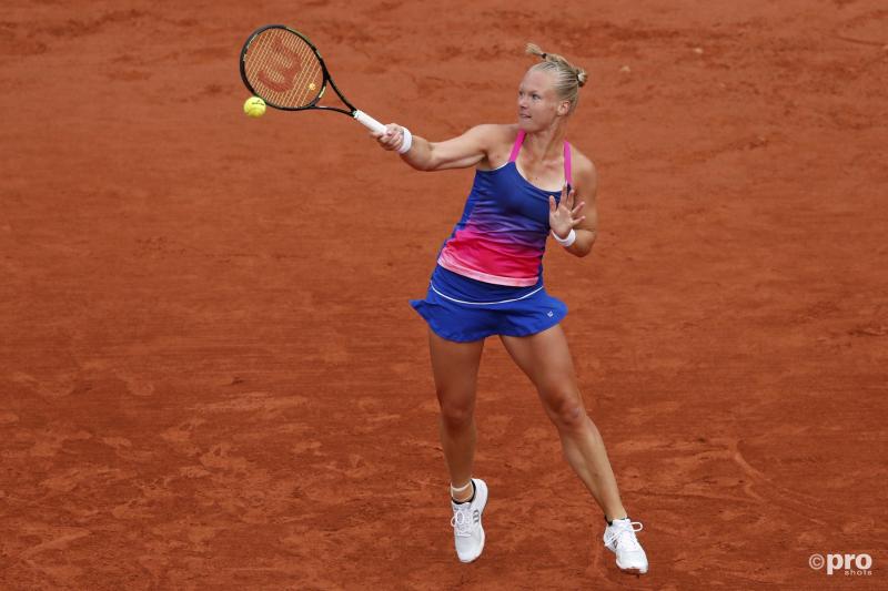 Kiki Bertens bereikt tweede ronde in Parijs