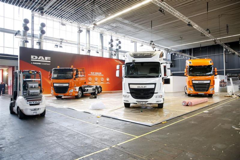 'Recordboetes voor Europese truckmakers'