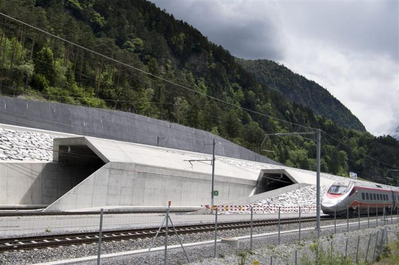 Nieuwe Gotthardtunnel officieel geopend