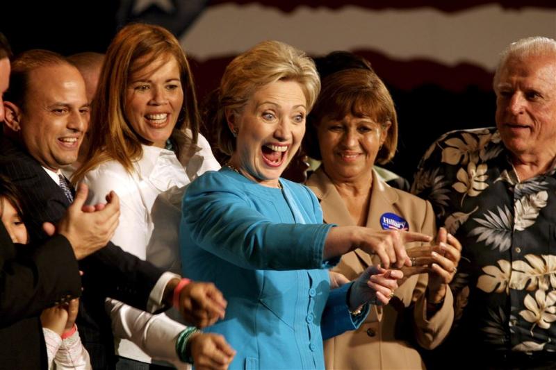 Clinton wint voorverkiezing Puerto Rico