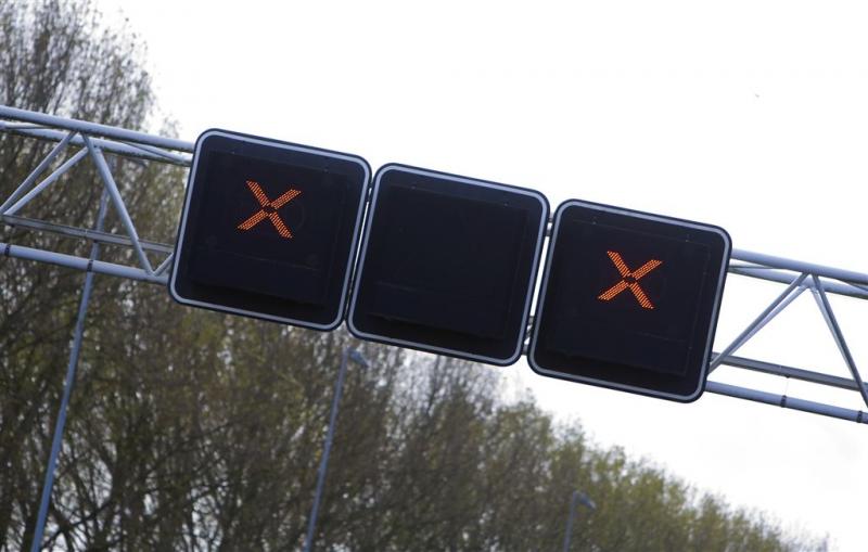 Modderstromen op de snelweg A73