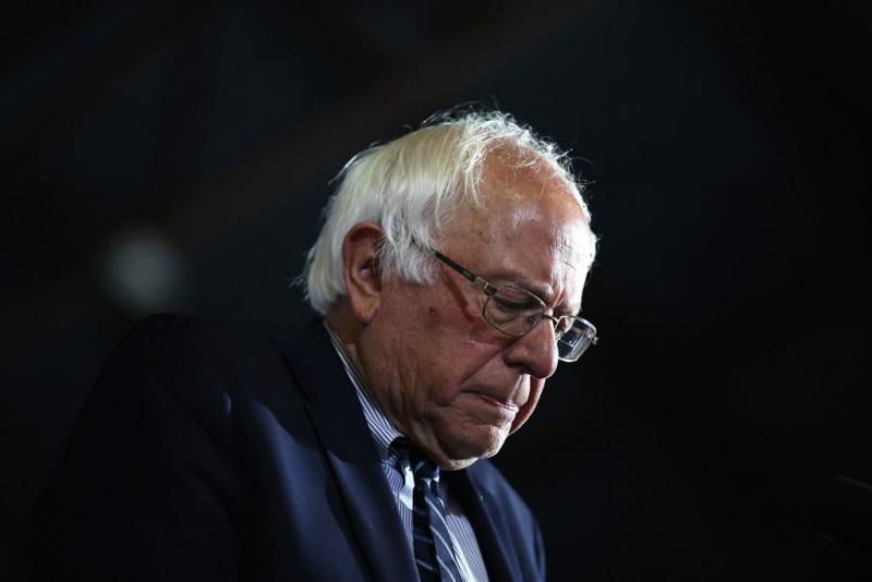 Sanders geeft strijd met Clinton niet op