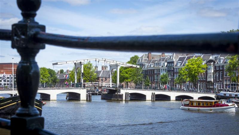 Amsterdam blijft populairste stad om te wonen