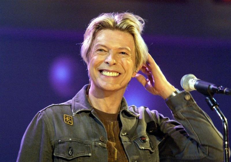 Haarlok van David Bowie op veiling