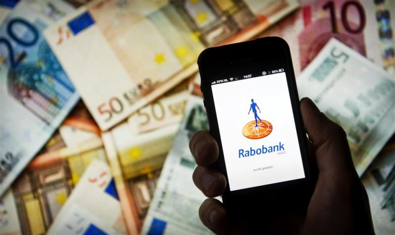Autokopers lichten mensen op met Rabo-app