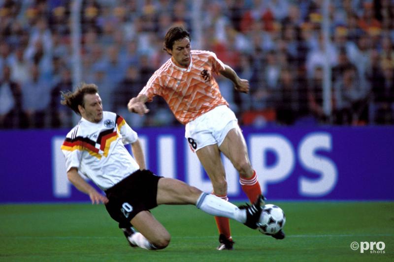 De West-Duitsers waren vooral druk met het tegenhouden van het Nederlands elftal (Pro Shots / Dppi)