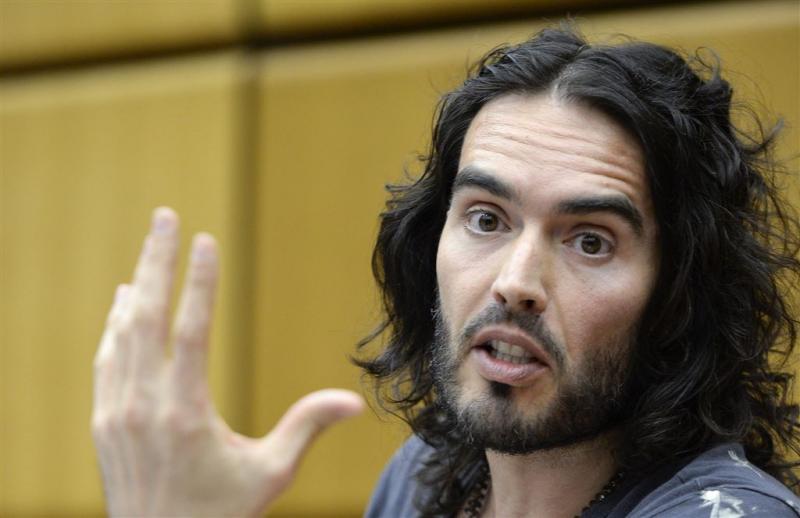 'Russell Brand vraagt vriendin ten huwelijk'