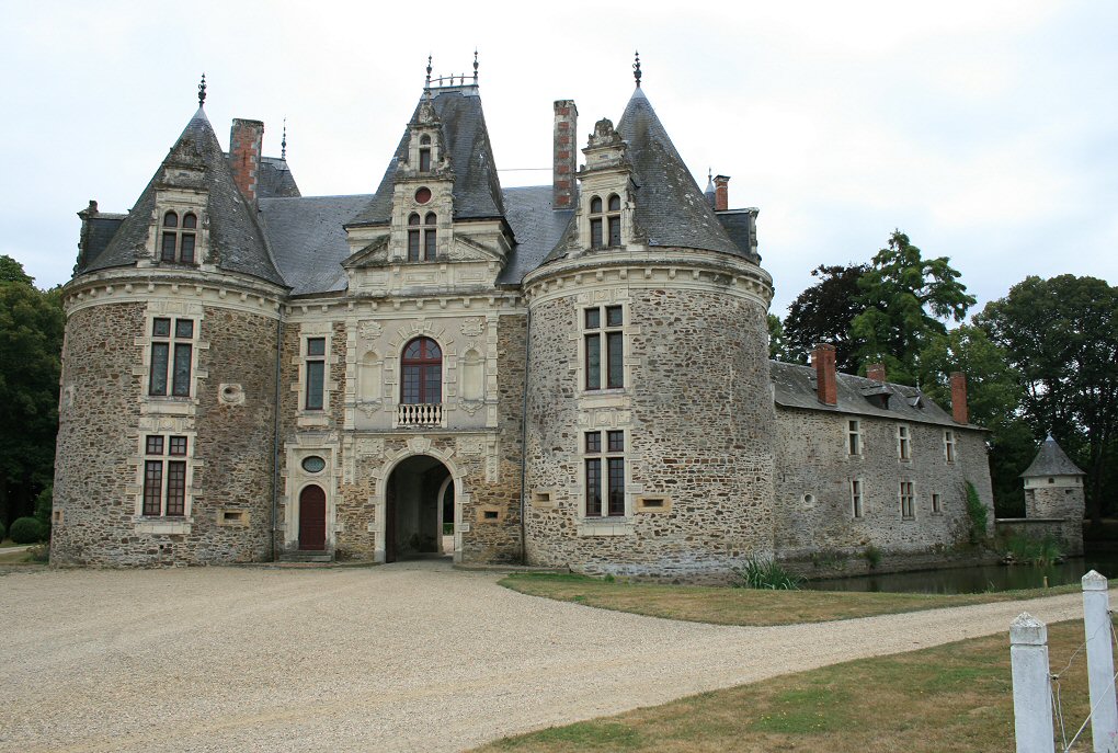 Het kastelenboek kan er vandaag echt weer bijgepakt worden (Foto: Chateaux de France)