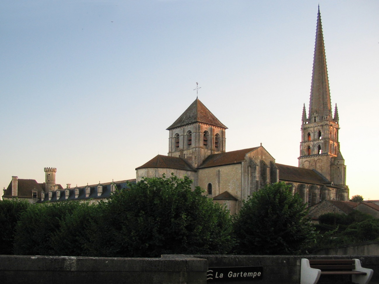 De abdijkerk van Saint-Savin (Foto: WikiCommons)