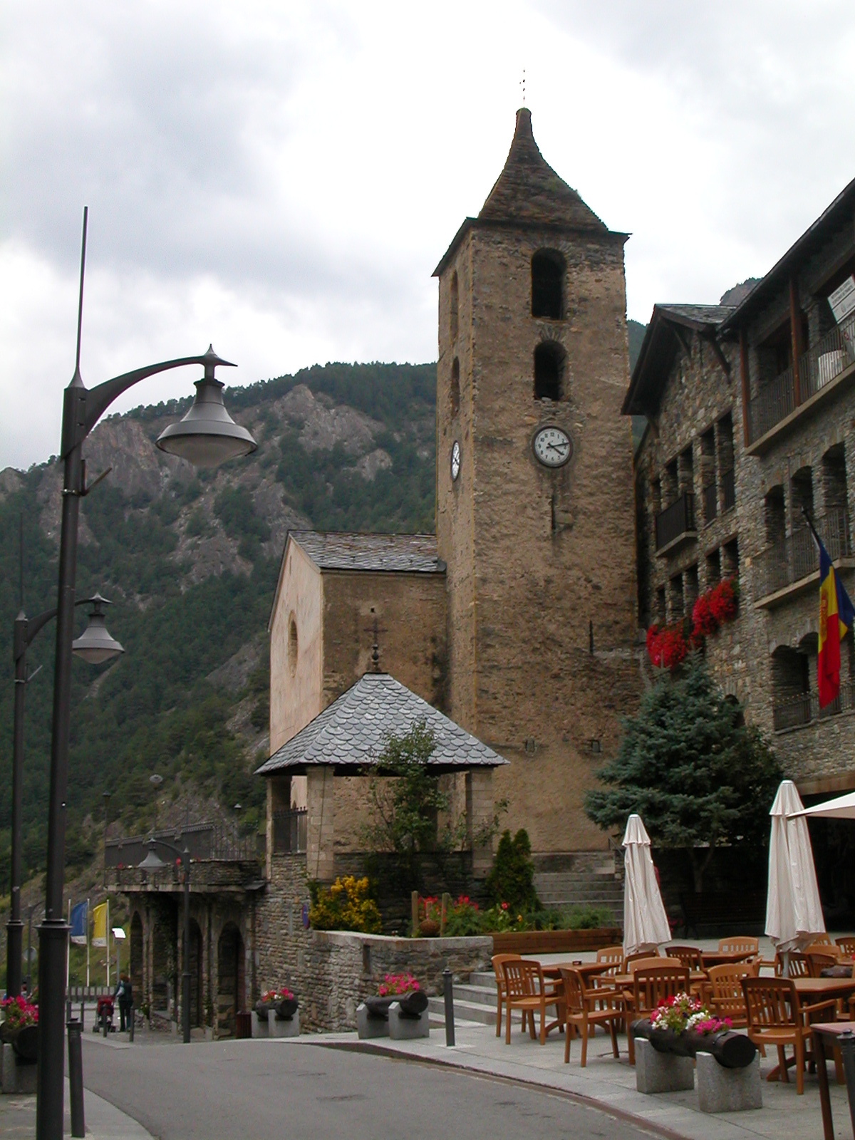Mooi kerkje, daar in Ordino (Foto: WikiCommons)