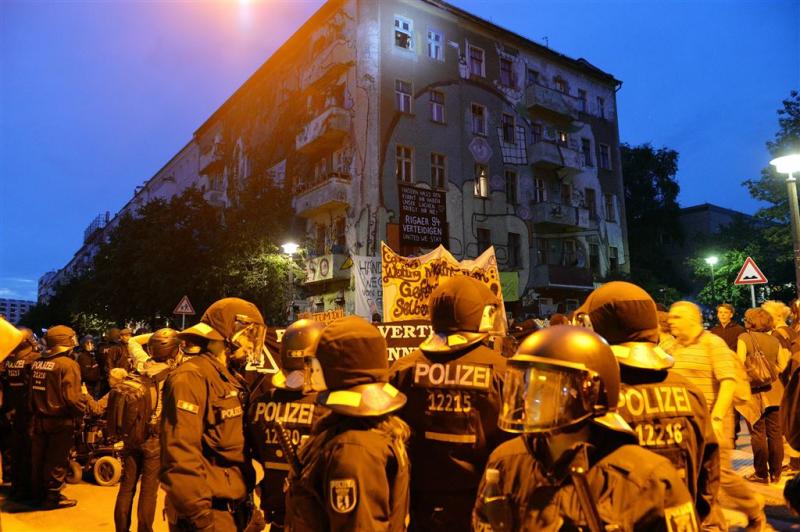 Gewonde agenten na krakersprotest Berlijn
