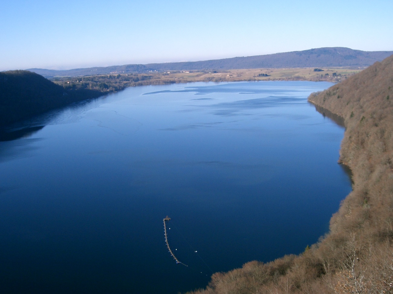 Het Lac de Chalain (Foto: WikiCommons)