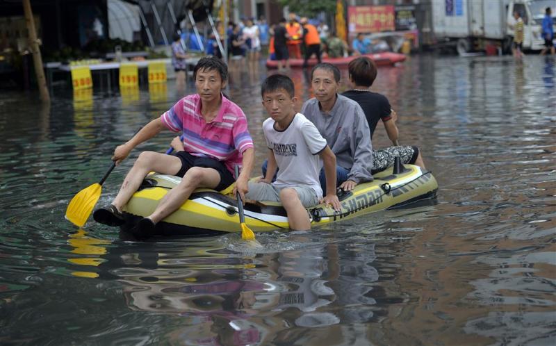 Miljoenen Chinezen geëvacueerd door regenval 