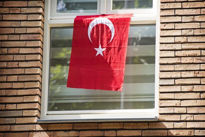 Kamer wil Turkse organisaties horen
