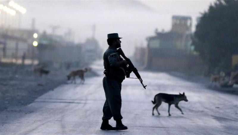 Agent en daders dood na aanval op hotel Kabul