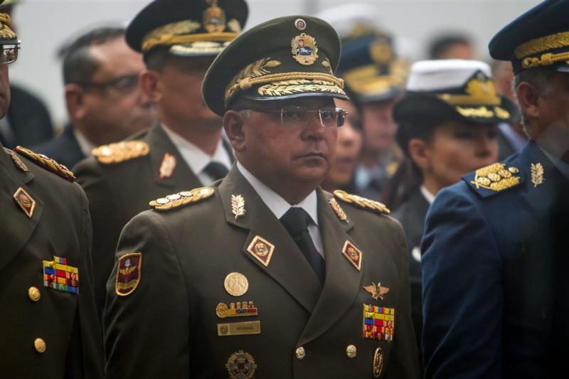 Maduro benoemt drugsverdachte tot minister