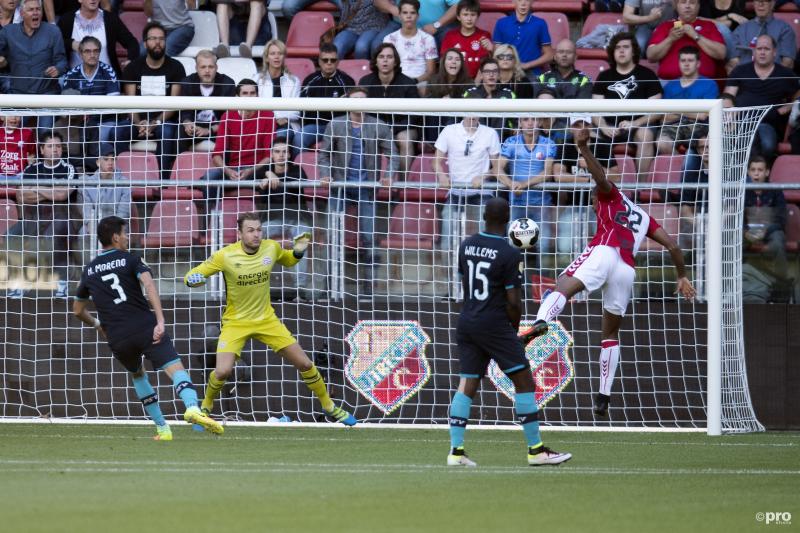 Haller scoorde de 1-0 voor Utrecht, maar het leverde de thuisploeg geen zege op. (Pro Shots/Jasper Ruhe)