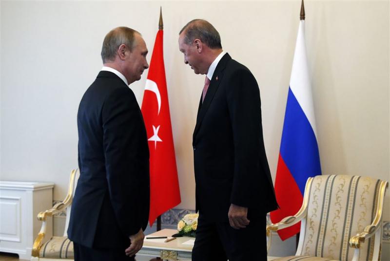 Poetin: sancties Turkije worden afgebouwd