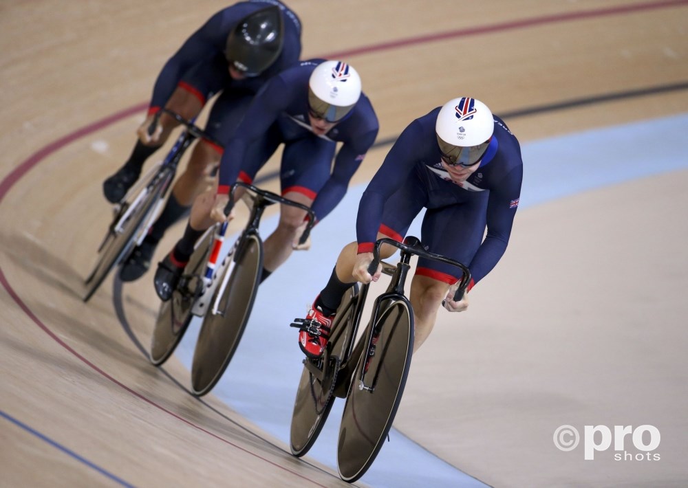 De Britse ploeg op weg naar het goud op de teamsprint (PROSHOTS/Action Images)