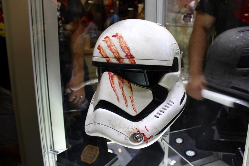Een echte TR8R-helm kopen? Deze replica komt bijzonder dicht in de buurt. (Foto: Peter Breuls)