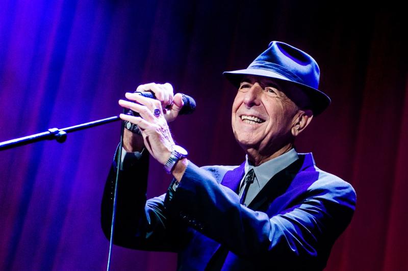 Leonard Cohen kondigt nieuw album aan
