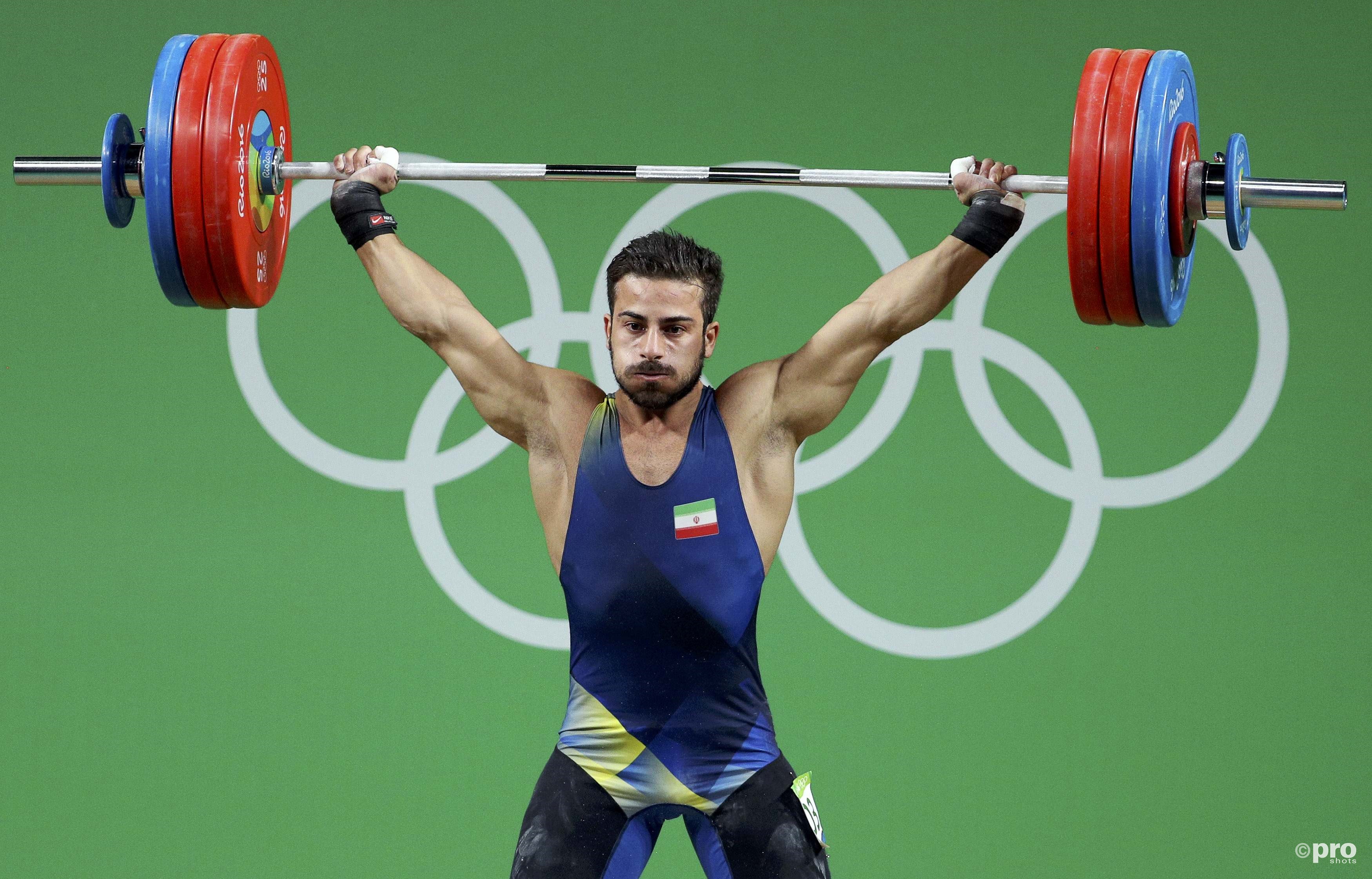 Rostami zorgt voor feest in Iran met olympisch goud in een van de grote sporten aldaar (PROSHOTS/Action Images)