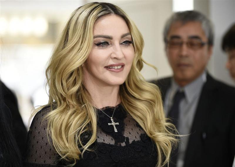 'Intieme beelden Madonna op straat'