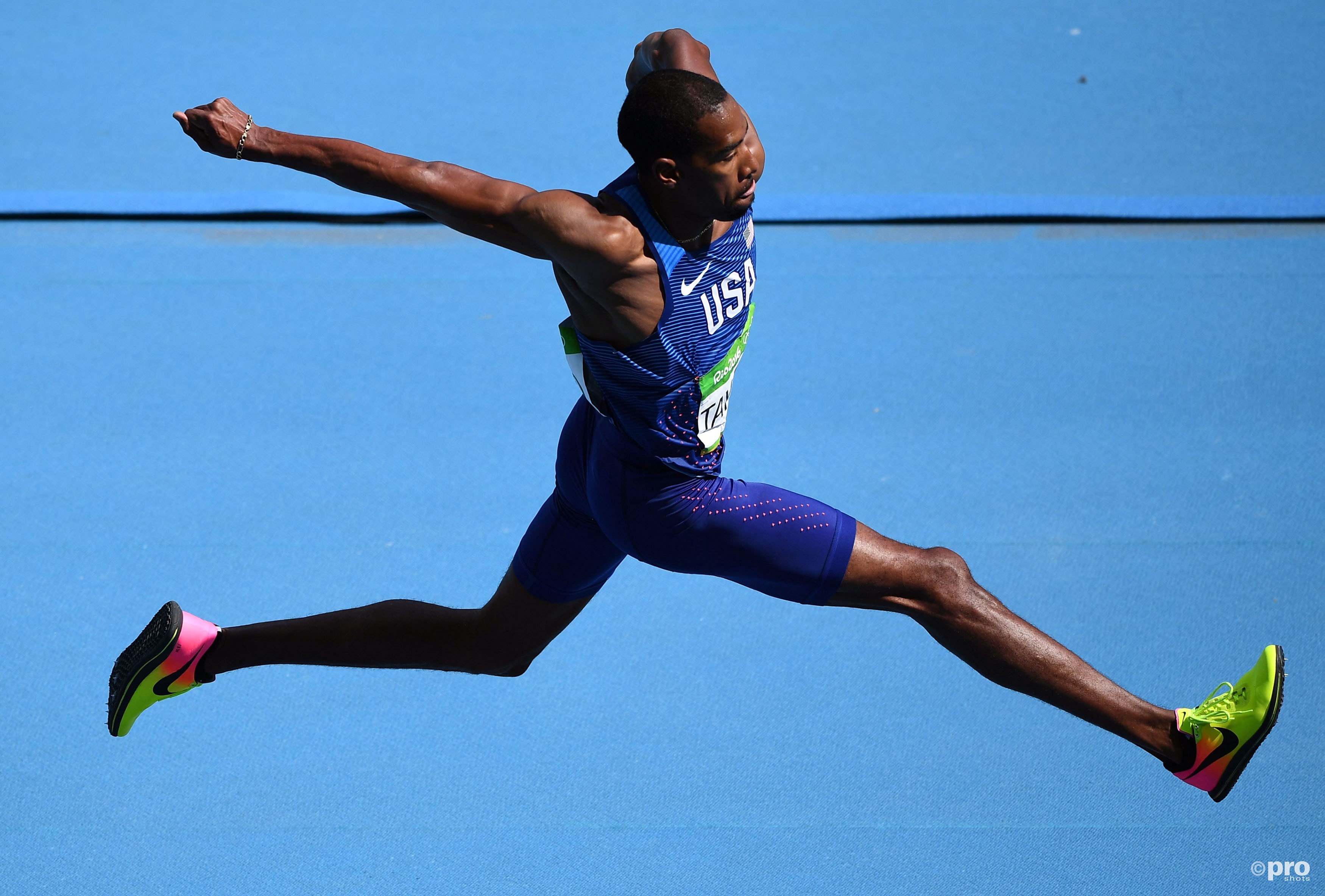 Taylor hinkt, stapt en springt opnieuw naar olympisch goud (PROSHOTS/Action Images)
