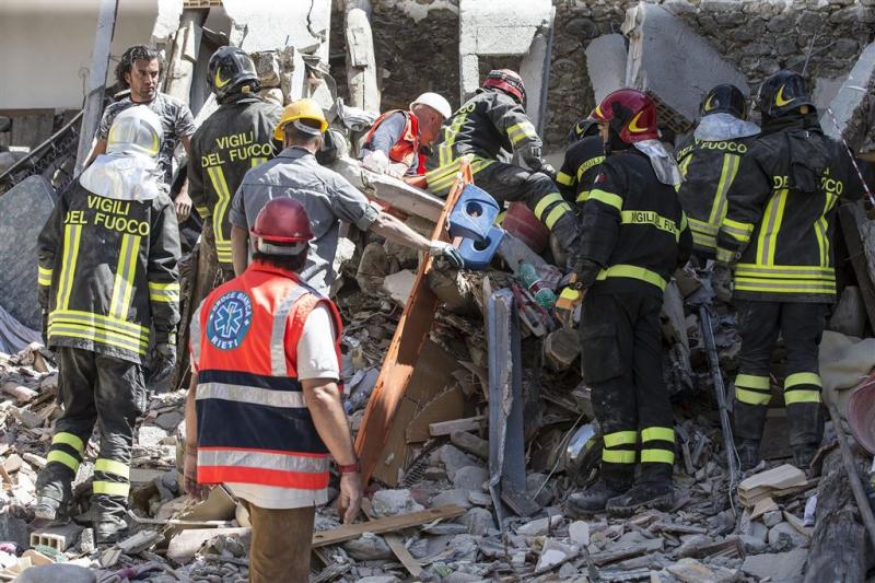 Dodental aardbeving Italië loopt op tot 159