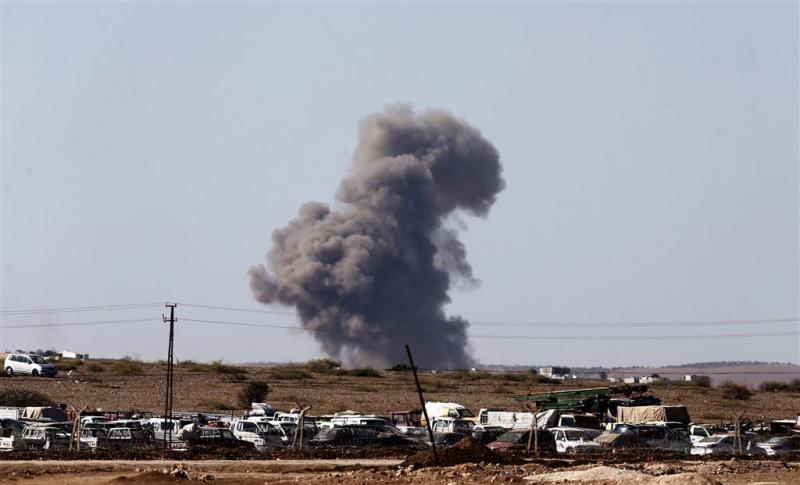 Koerden: Turken vallen ook bij Kobani binnen