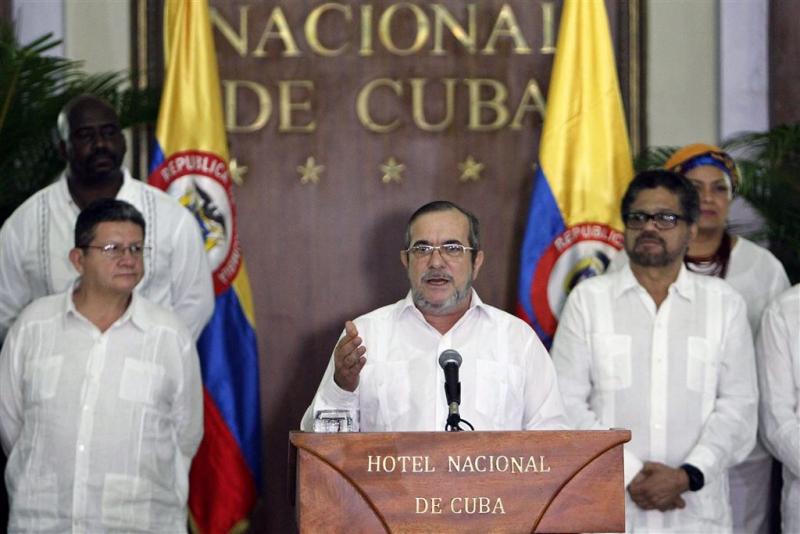 FARC legt om middernacht wapens neer
