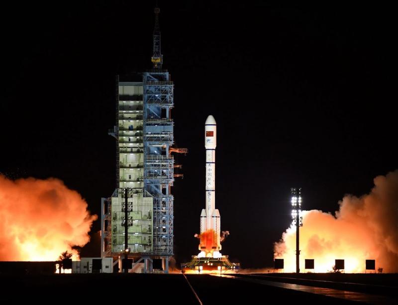 China lanceert raket met ruimtelaboratorium