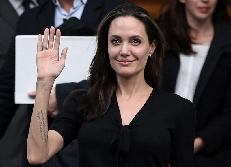 'Angelina neemt nog meer advocaten in de arm'