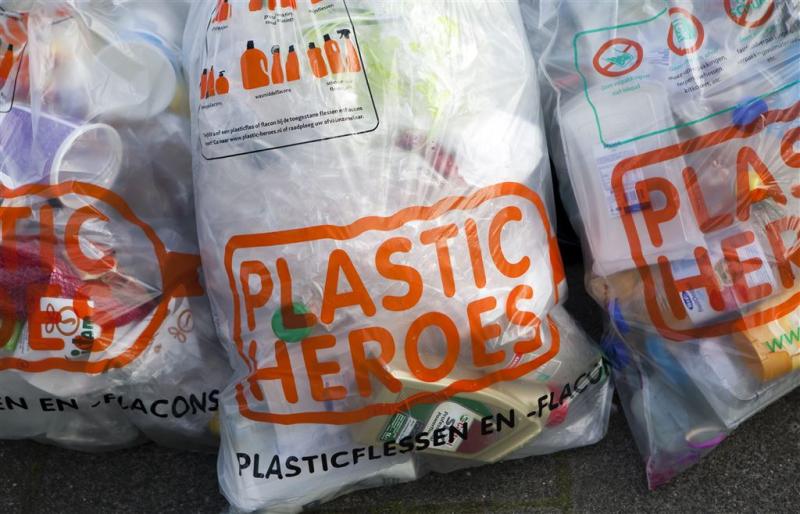 Plastic inzamelen voor recycling werkt niet