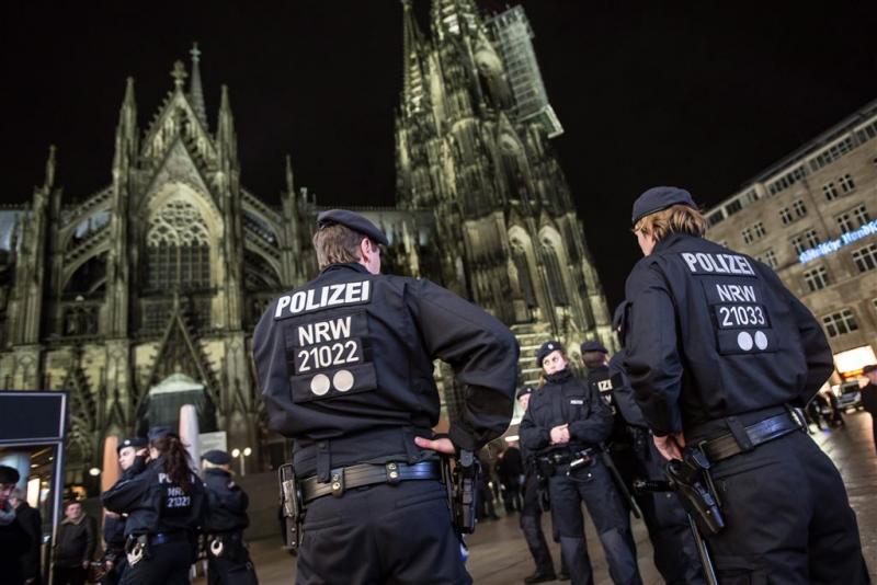 Veel meer politie bij jaarwisseling Keulen